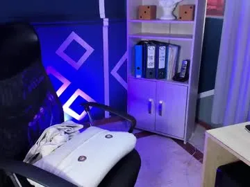 etham_wolf_ Image 12