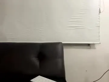 halfenaked17 Image 13