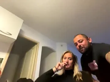 hollyandelon Image 2