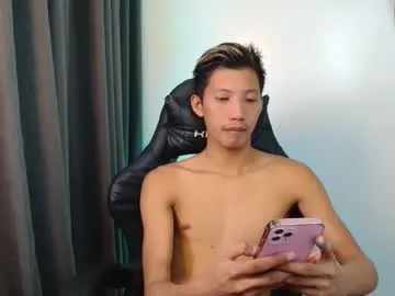 horny_asianmoreno Image 10