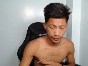 horny_asianmoreno Image 16