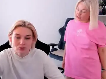 hottyblonds Image 18