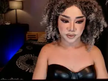 hugecockchristine Image 5