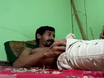 interne8famous Image 6