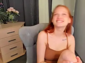 jennifer_shy_ Image 3