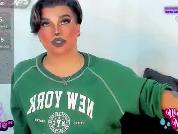 jujubee_lander Image 13