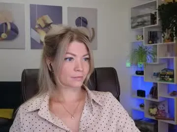 julia_cute_ Image 5