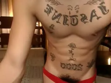 justine_hunk Image 19