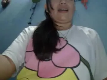 kissmelovejummy Image 5