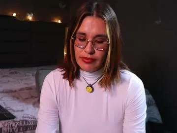 lady_boobs1 Image 12