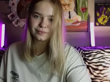 lady_lucky_love Image 15