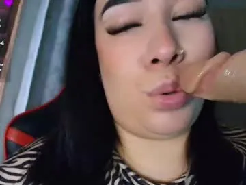 leahtemptation Image 12