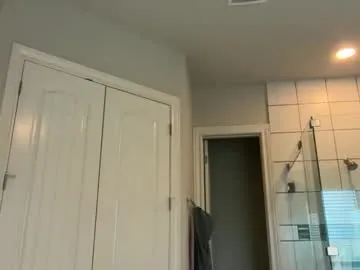 leanneluxecouple Image 13