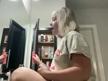 leanneluxecouple Image 14