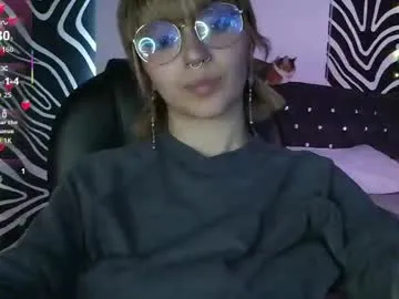 lessboobs_gh Image 13