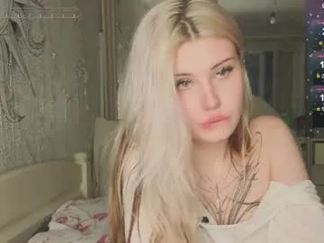 lilhornyprincess Image 12