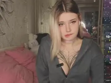 lilhornyprincess Image 2