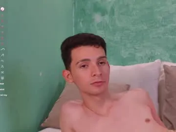 little_twiink Image 5