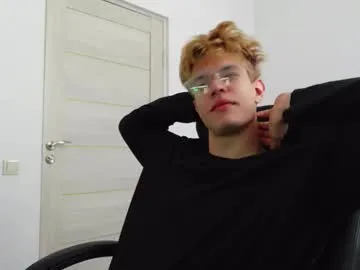 logan_fraser Image 6