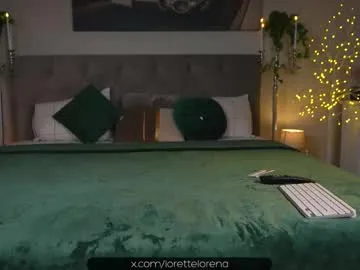 lorettelorenaa Image 3