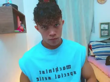 lucas_luxx1 Image 15