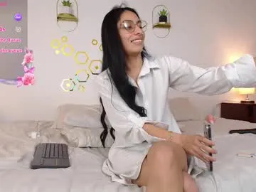 lucy_joi Image 6