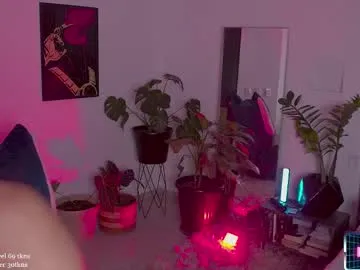 lucyallenx Image 3