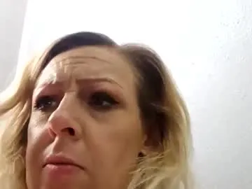lucyloveslookers78240 Profile Image