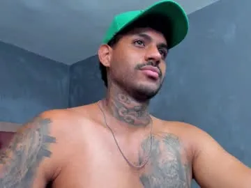 luigi1_ Image 6