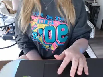 lushcutie Image 1