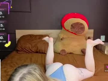 lynntiny Image 7