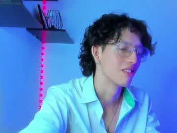 manu_vera8 Profile Image