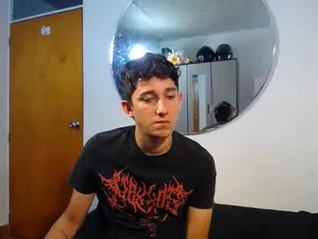 maximo_and_isa Image 15