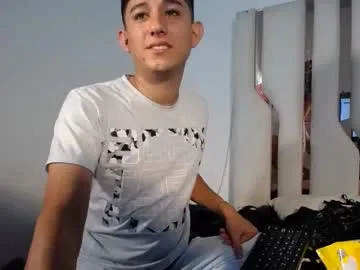 maximo_and_isa Image 4