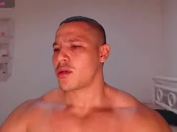 maxwel949813 Image 15