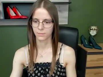 megi_erotic Image 13