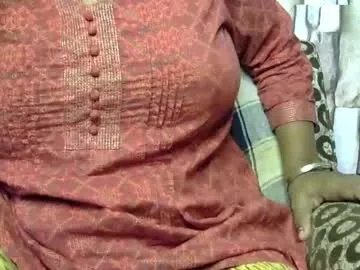 miss_mahi69 Image 14