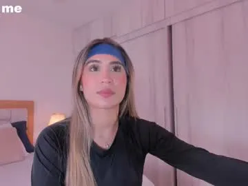 missjuliaa_ Image 13