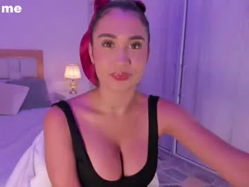 missjuliaa_ Image 9