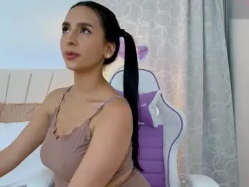 moonbrunettee Image 3