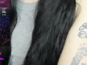 natasha__logan Image 11