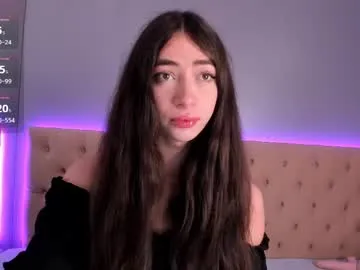 nickierainer Image 2