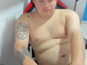 onewhiteboichub Image 19