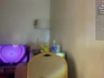 petitegirlx69 Image 13