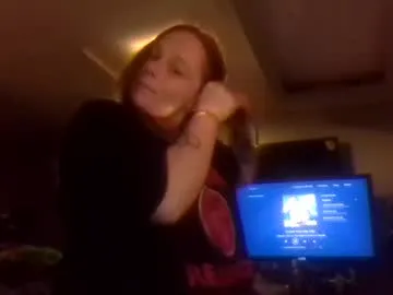 redheadslutwife8803 Image 2