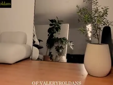 roldansvalery Image 19