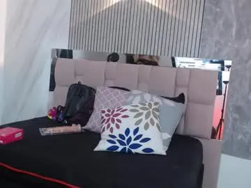 samantha__karolstone Image 12