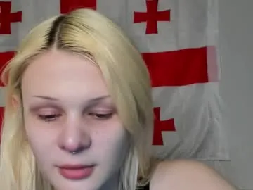 samanthamiasnik1 Image 4