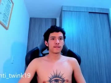 santi_twink19 Image 10