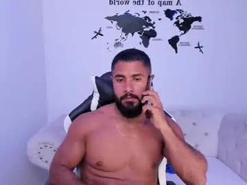santiago_huntt Image 19